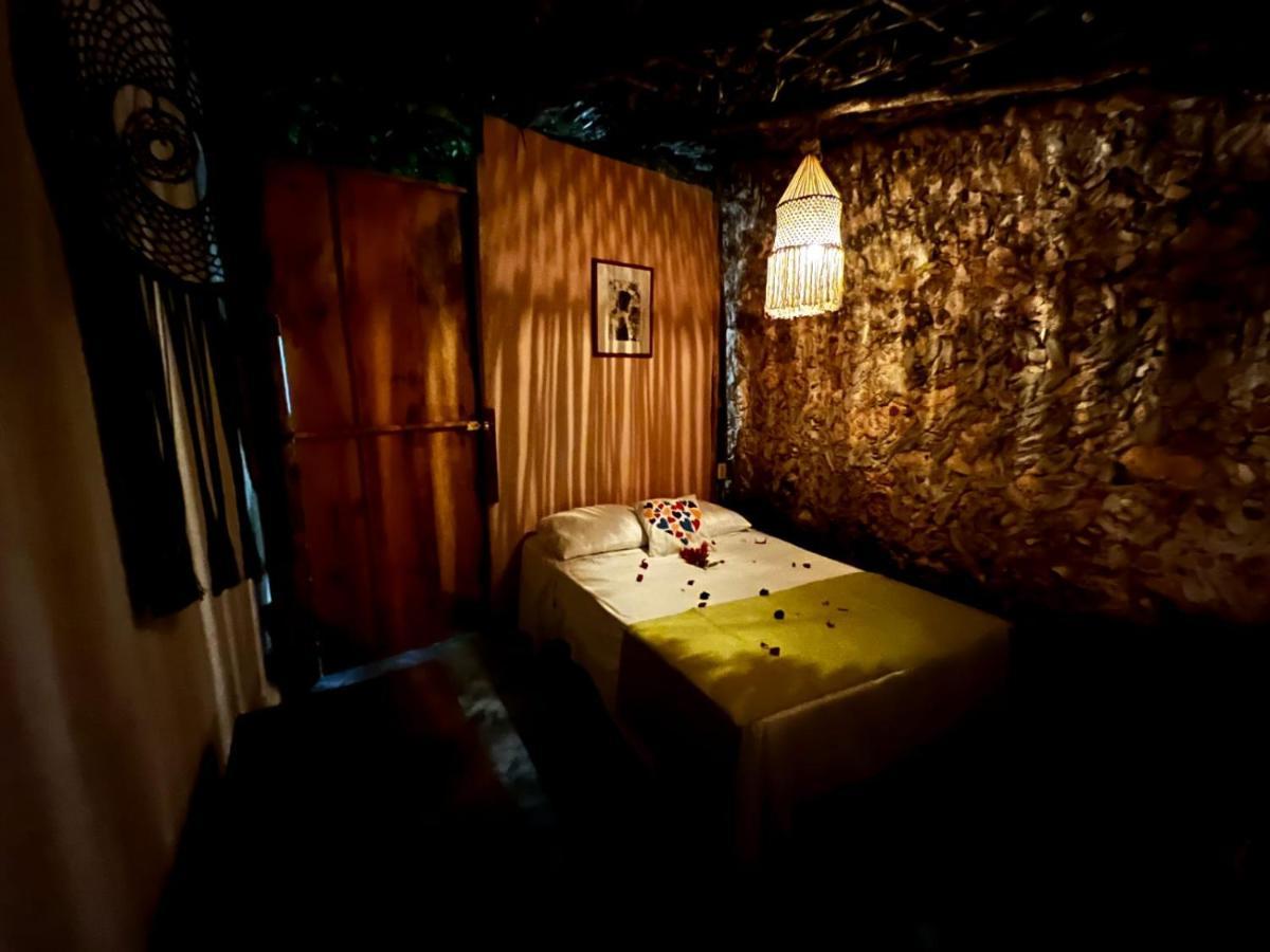 Hostel 35 Valladolid  Exteriör bild
